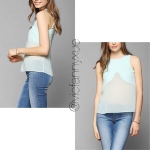 Cameo mountain sheer top mint xs